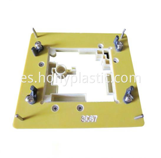Accesorios de recubrimiento conformes3 Conformal Coating Fixtures3